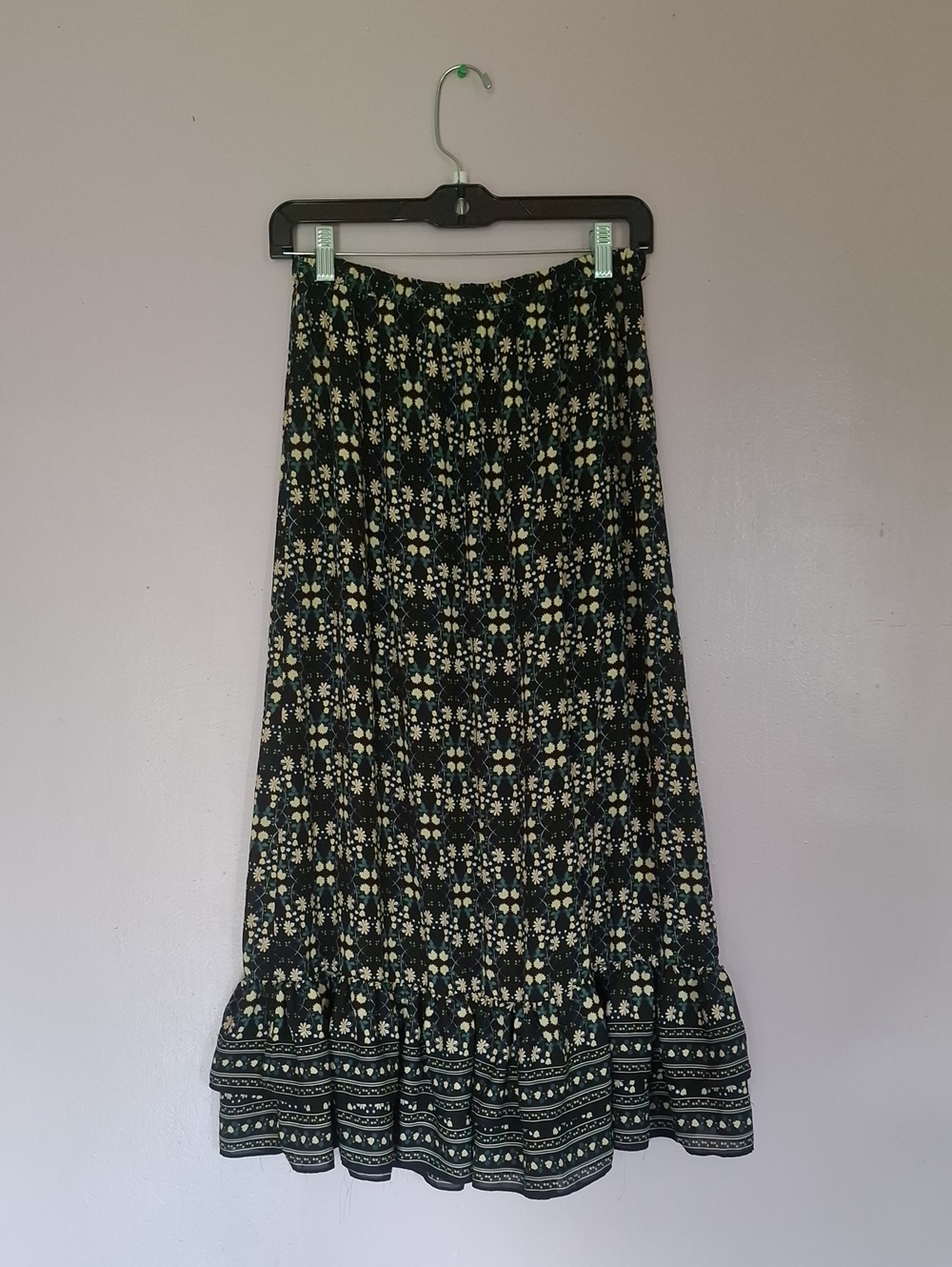 Max Studio Black Maxi Skirt with Cream Floral Print and Ruffle Hem